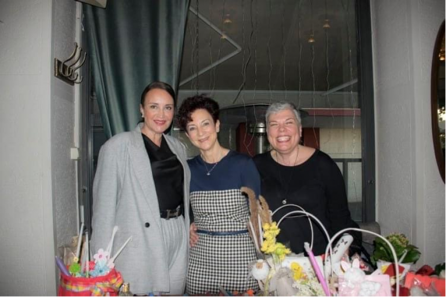 Φωτογραφίες από το Πασχαλινό Bazaar της ΑΧΤΙΔΑΣ